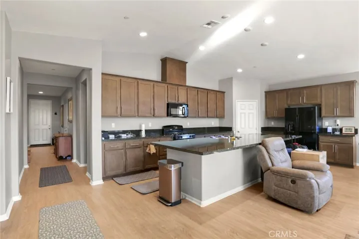 13433 Evanston Street, Victorville, California 92392
