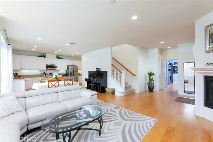 3330 Ridge Park Court, Long Beach, California 90804
