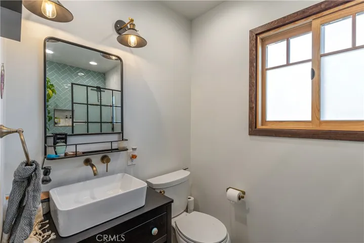15424 S Budlong Avenue, Gardena, California 90247