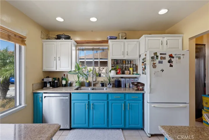 15424 S Budlong Avenue, Gardena, California 90247