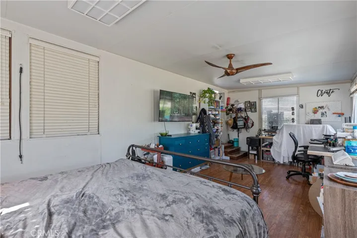 15424 S Budlong Avenue, Gardena, California 90247