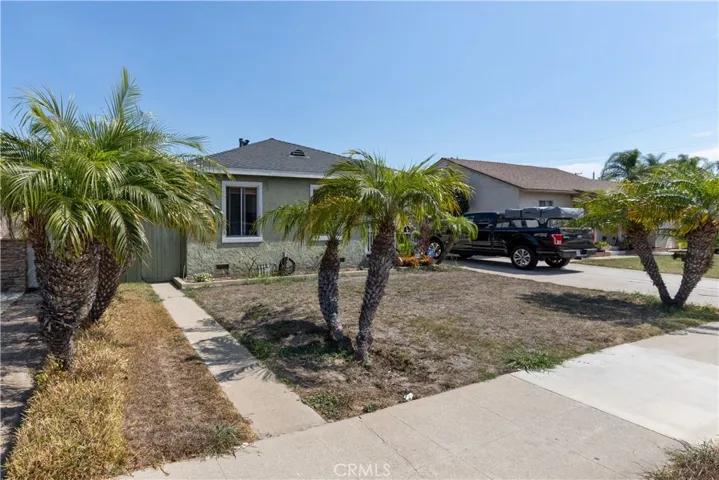 15424 S Budlong Avenue, Gardena, California 90247
