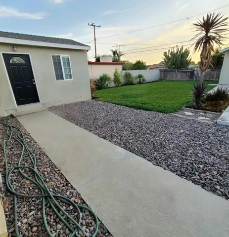 1903 Earlington Avenue, Duarte, California 91010