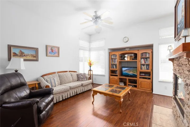 1999 Pecan Tree Street, Hemet, California 92545
