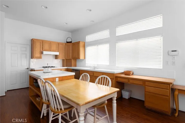 1999 Pecan Tree Street, Hemet, California 92545