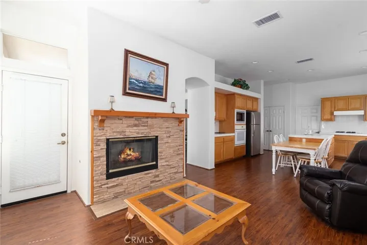 1999 Pecan Tree Street, Hemet, California 92545