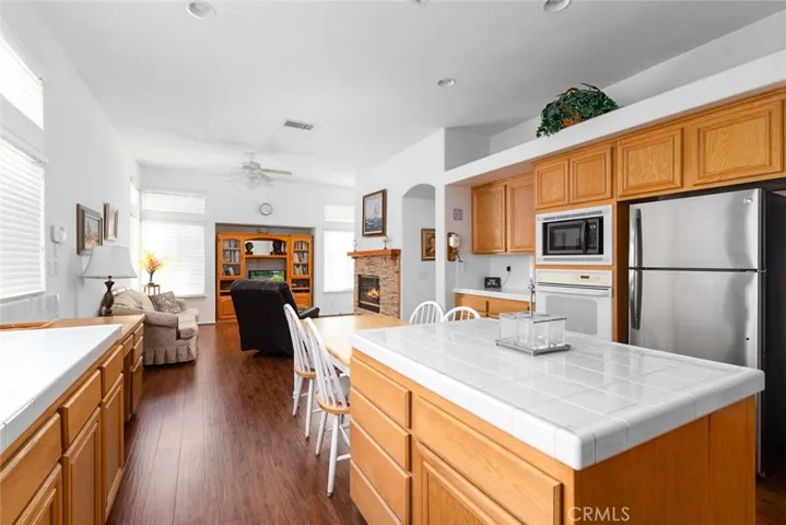 1999 Pecan Tree Street, Hemet, California 92545