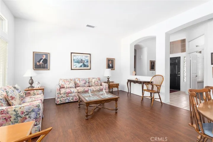 1999 Pecan Tree Street, Hemet, California 92545