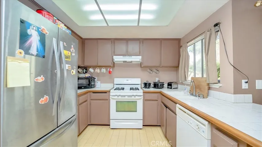 224 Ohio Street, Lake Elsinore, California 92530