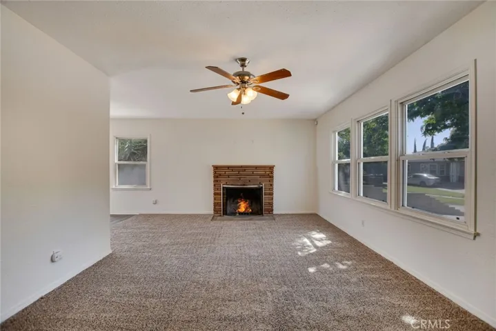 286 Larkspur Drive, San Bernardino, California 92404