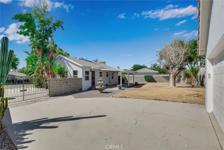 286 Larkspur Drive, San Bernardino, California 92404