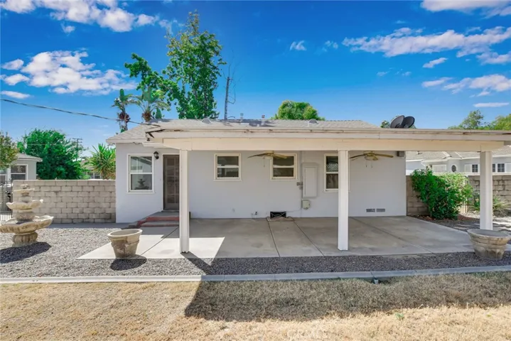 286 Larkspur Drive, San Bernardino, California 92404