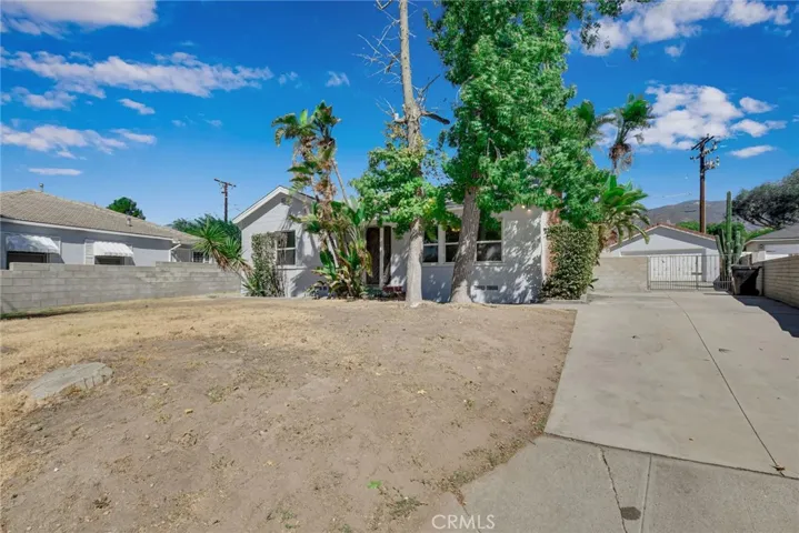 286 Larkspur Drive, San Bernardino, California 92404