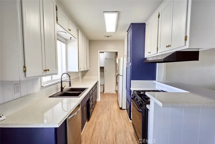 13060 Algonquin Road, Apple Valley, California 92308