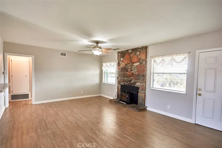 13060 Algonquin Road, Apple Valley, California 92308