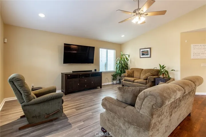6115 Lea Court, Winton, California 95388
