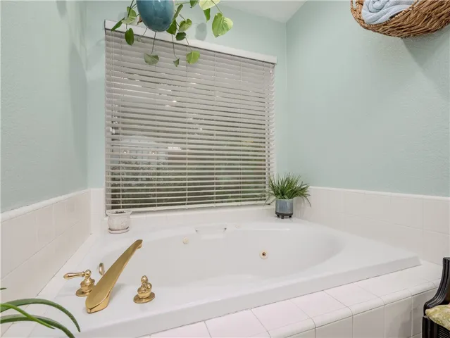 7365 N Recreation Avenue, Fresno, California 93720