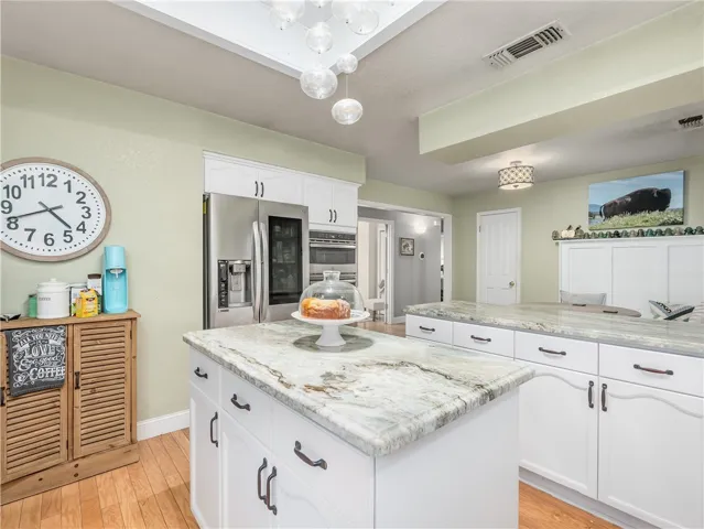 7365 N Recreation Avenue, Fresno, California 93720