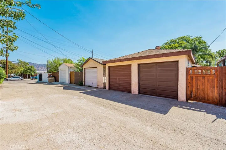 2 Car garage