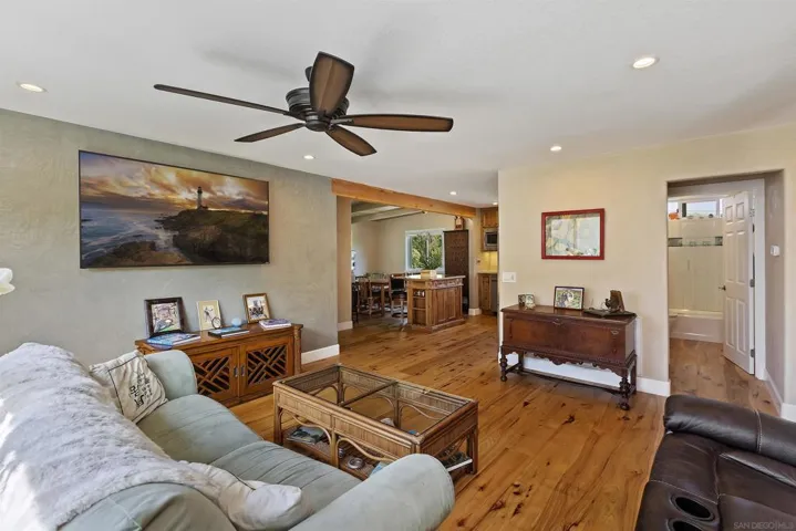 3481 Garfield St, Carlsbad, California 92008