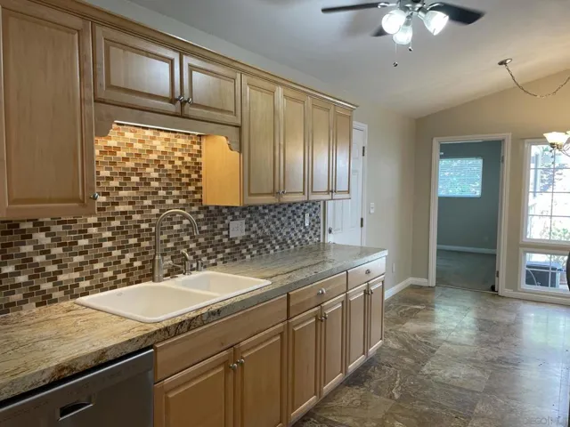 2541 Mobley, San Diego, California 92123