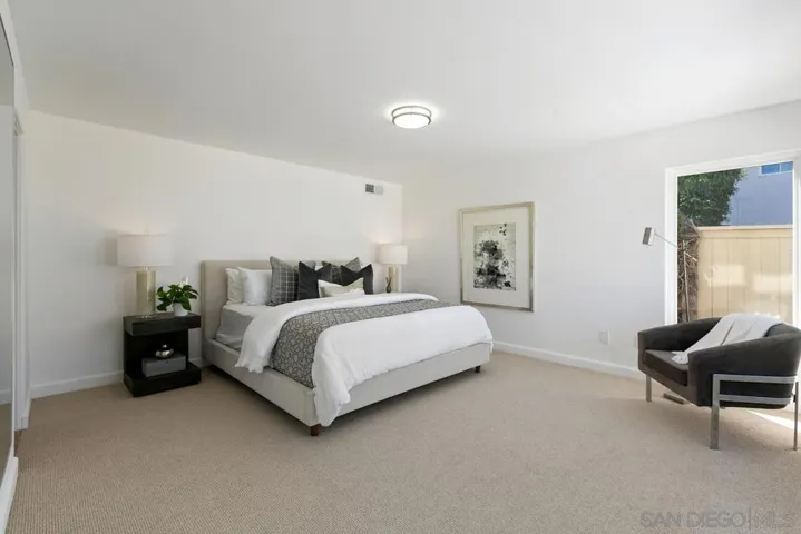 7784 Lookout Drive, La Jolla, California 92037