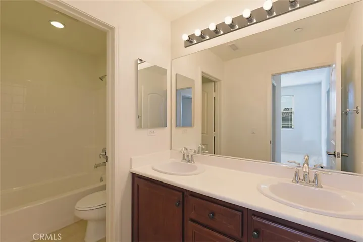 79 Playa Circle, Aliso Viejo, California 92656