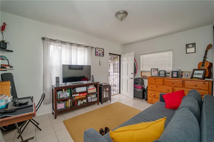 Unit 3637 1/4.  Living room.