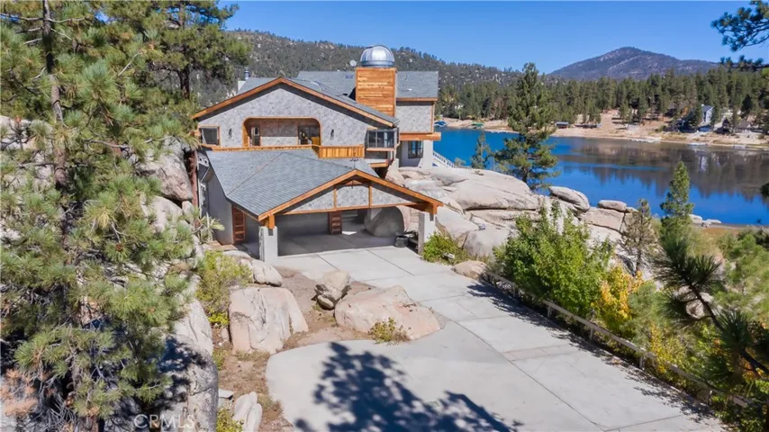 806 Boulder Road, Big Bear, California 92315