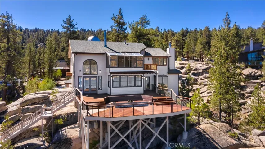 806 Boulder Road, Big Bear, California 92315