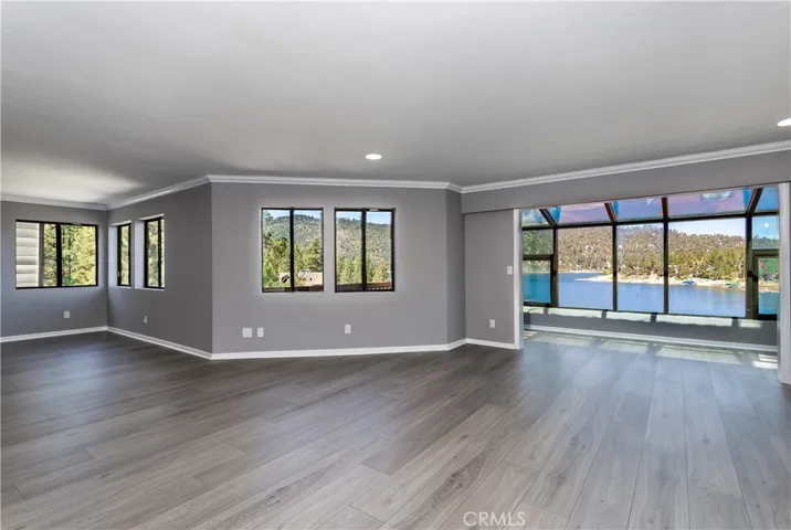 806 Boulder Road, Big Bear, California 92315