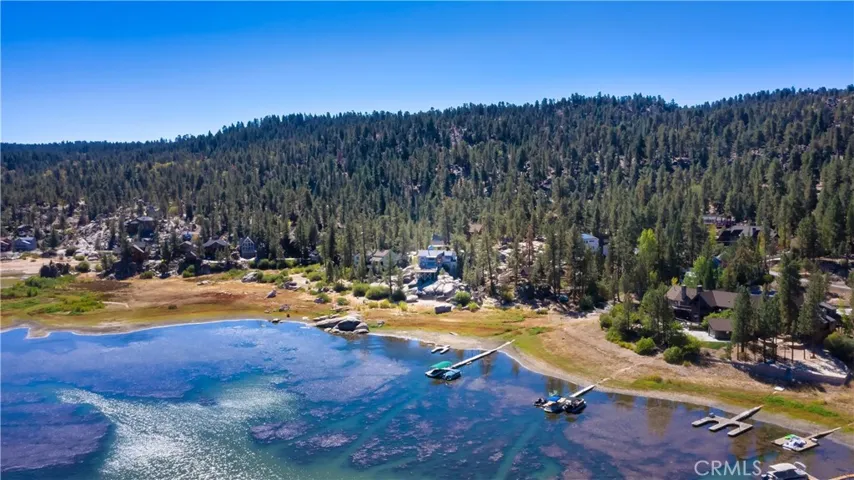 806 Boulder Road, Big Bear, California 92315