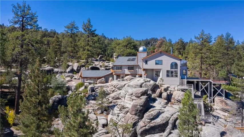 806 Boulder Road, Big Bear, California 92315