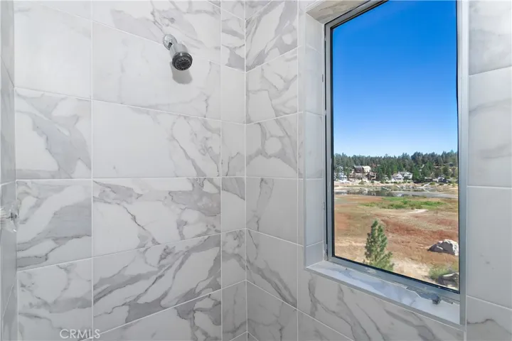 806 Boulder Road, Big Bear, California 92315