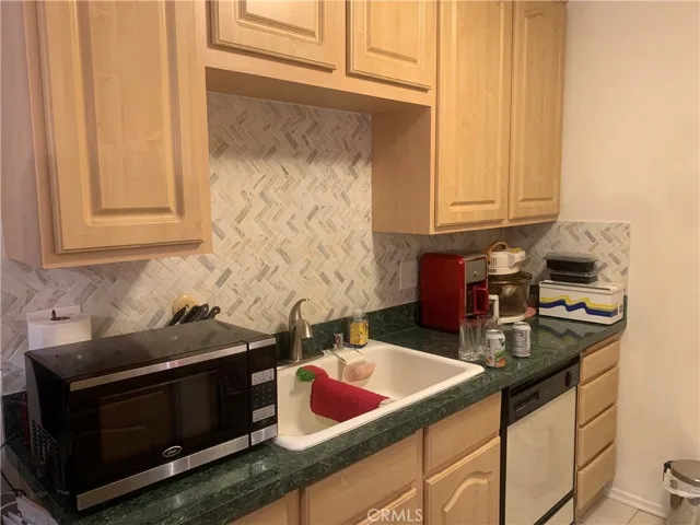 320 S Ardmore Avenue 119, Los Angeles, California 90020