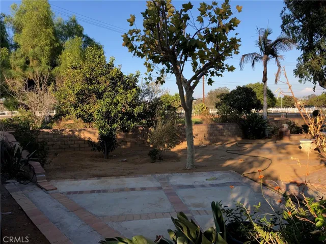 8744 Kennedy Street, Jurupa Valley, California 92509
