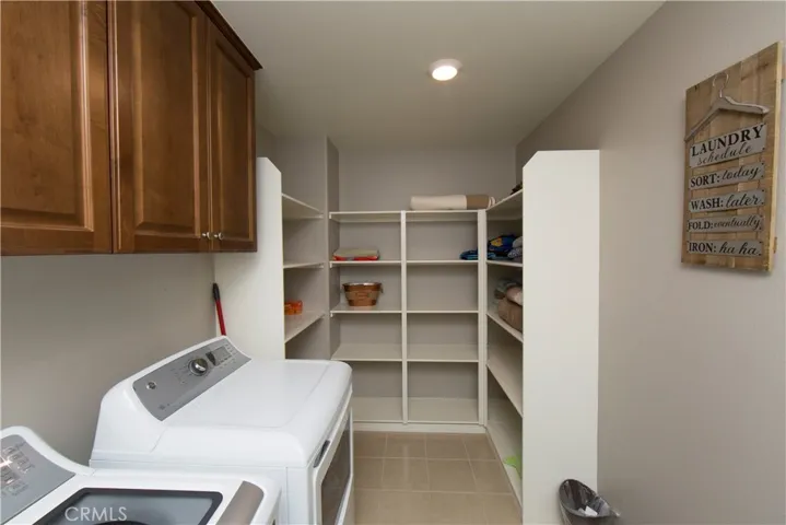6923 Lagoon Court, Jurupa Valley, California 91752