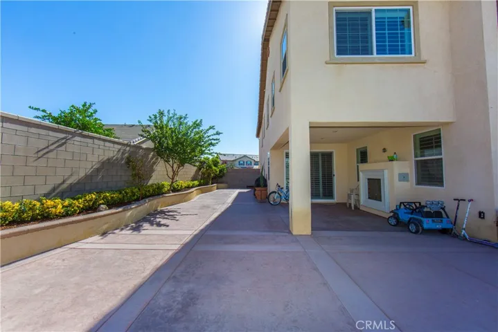 6923 Lagoon Court, Jurupa Valley, California 91752