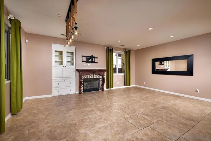 10504 Hollingsworth, San Diego, California 92127