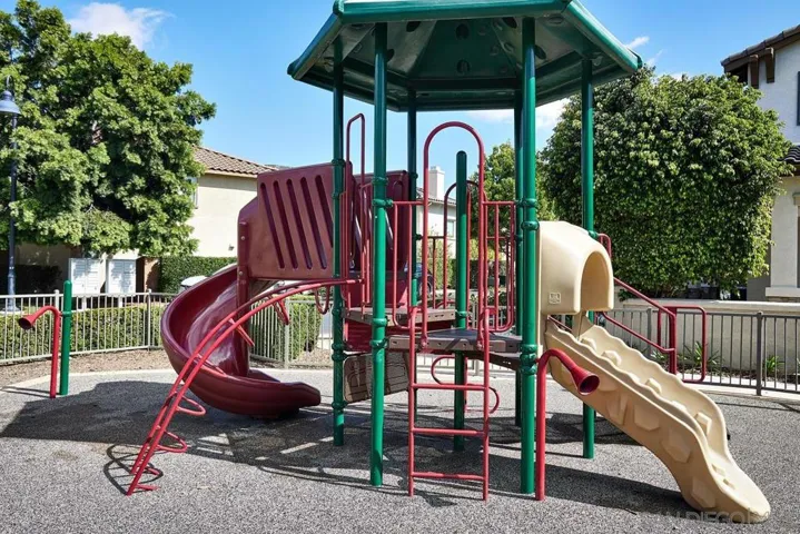 10504 Hollingsworth, San Diego, California 92127