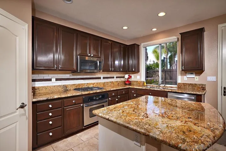 10504 Hollingsworth, San Diego, California 92127