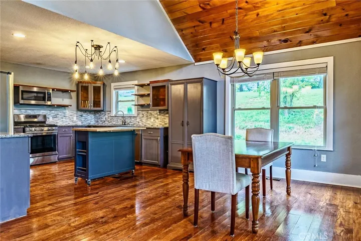 208 Overlook Drive, Unknown, Tennessee 37876