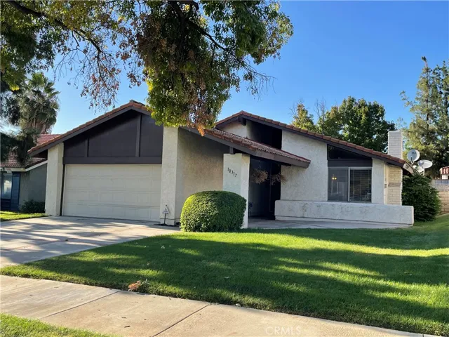 10317 Comanche Avenue, Riverside, California 92503