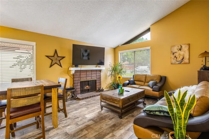 10317 Comanche Avenue, Riverside, California 92503