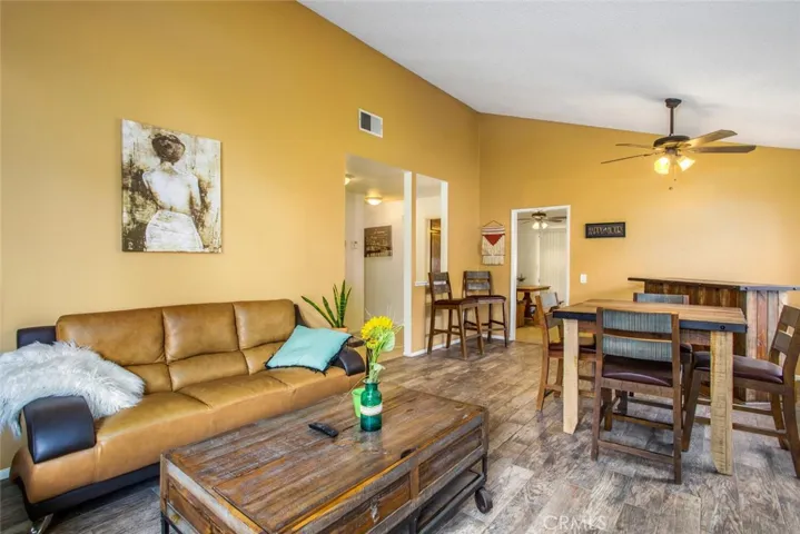10317 Comanche Avenue, Riverside, California 92503