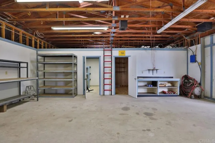 11052 Fillbrook Dr, Lakeside, California 92040