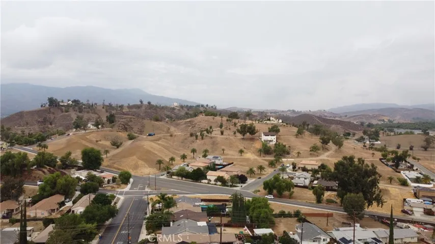 1300 W Sumner Avenue, Lake Elsinore, California 92530