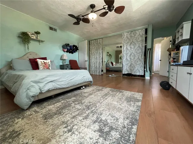 1300 W Sumner Avenue, Lake Elsinore, California 92530
