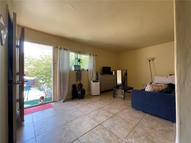 1300 W Sumner Avenue, Lake Elsinore, California 92530