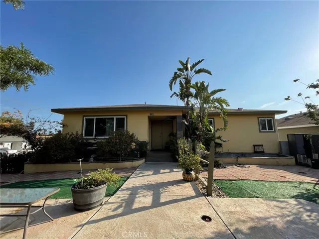 1300 W Sumner Avenue, Lake Elsinore, California 92530